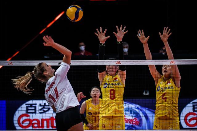 拦网如虚设中国首败加拿大 串联糟糕暴露训练问题